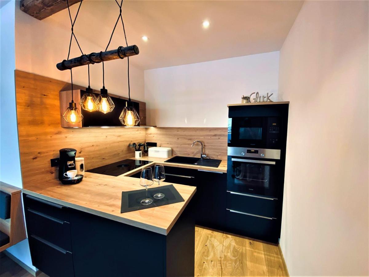 Arietem-Apartment - By Mynests Grobming Exteriör bild